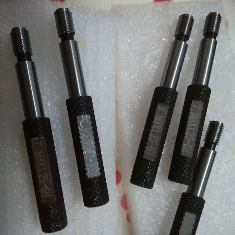থ্ৰেড প্লাগ গেজ